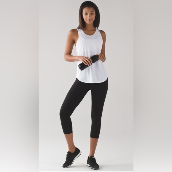 LULULEMON Wunder Under Crop High Rise Full-On Luxtreme in Black Size 6 - Picture 1 of 9